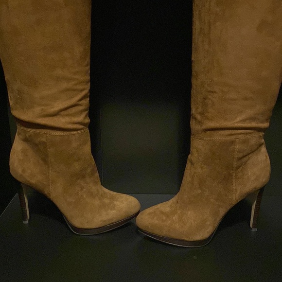 Quadilyn Scrunched Platform Boots - Picture 2 of 16